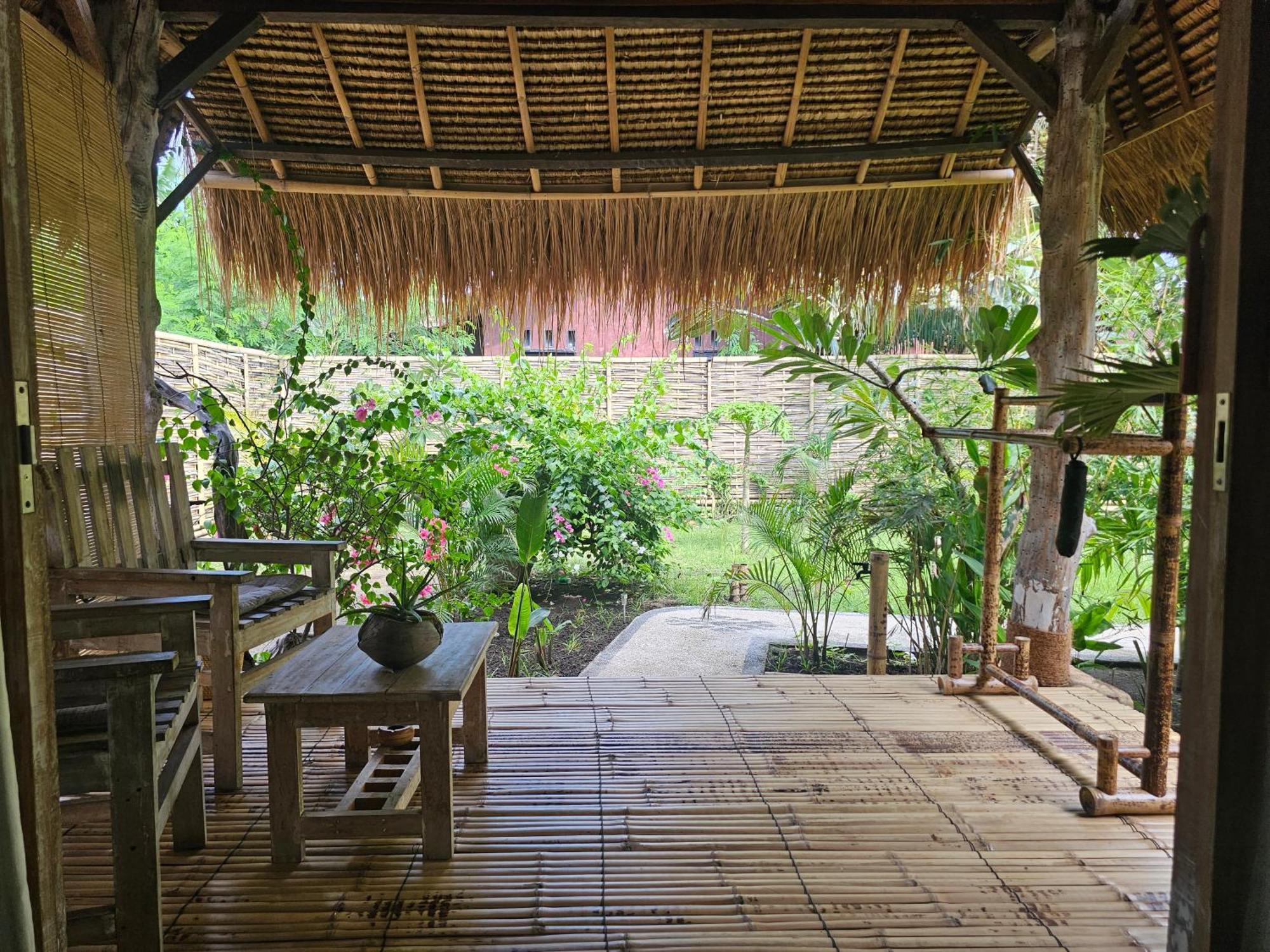 Moonbag Bungalows Гили-Эйр Экстерьер фото